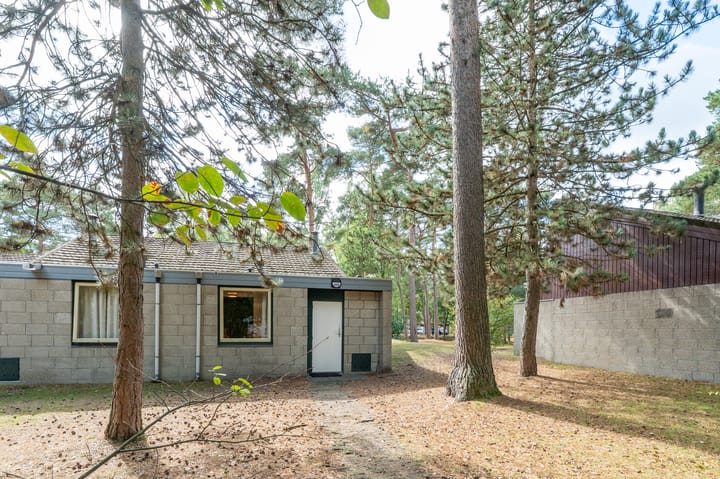 Photo 2 of Vennenbos 440