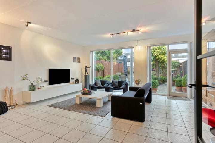 Foto 4 van Bisschop Eraclesplein 13