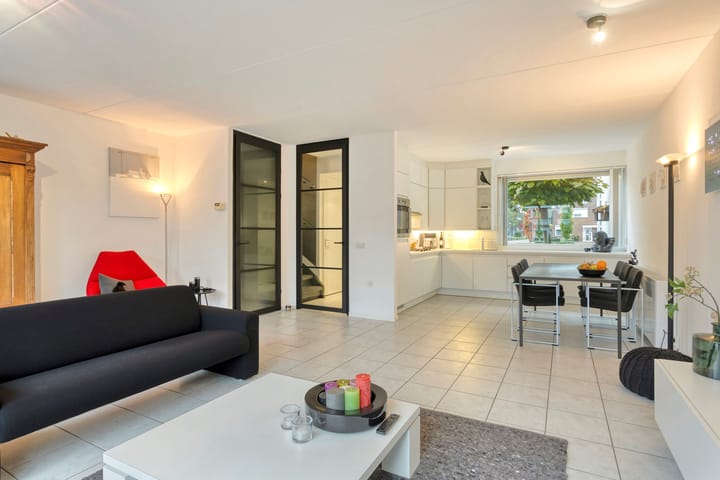 Foto 8 van Bisschop Eraclesplein 13