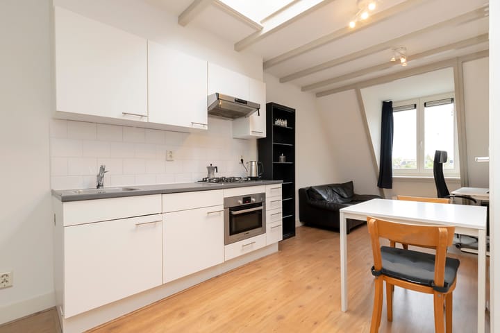 Foto 6 van Jan Bernardusstraat 23-4L