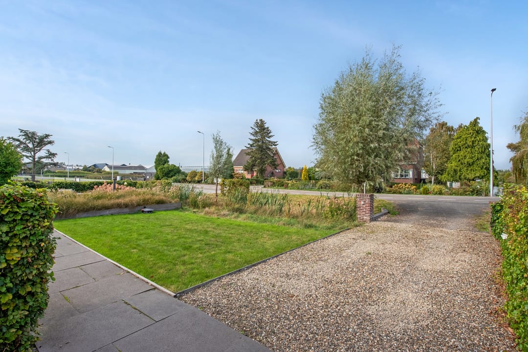 Foto 56 van Burgemeester Smitweg 99