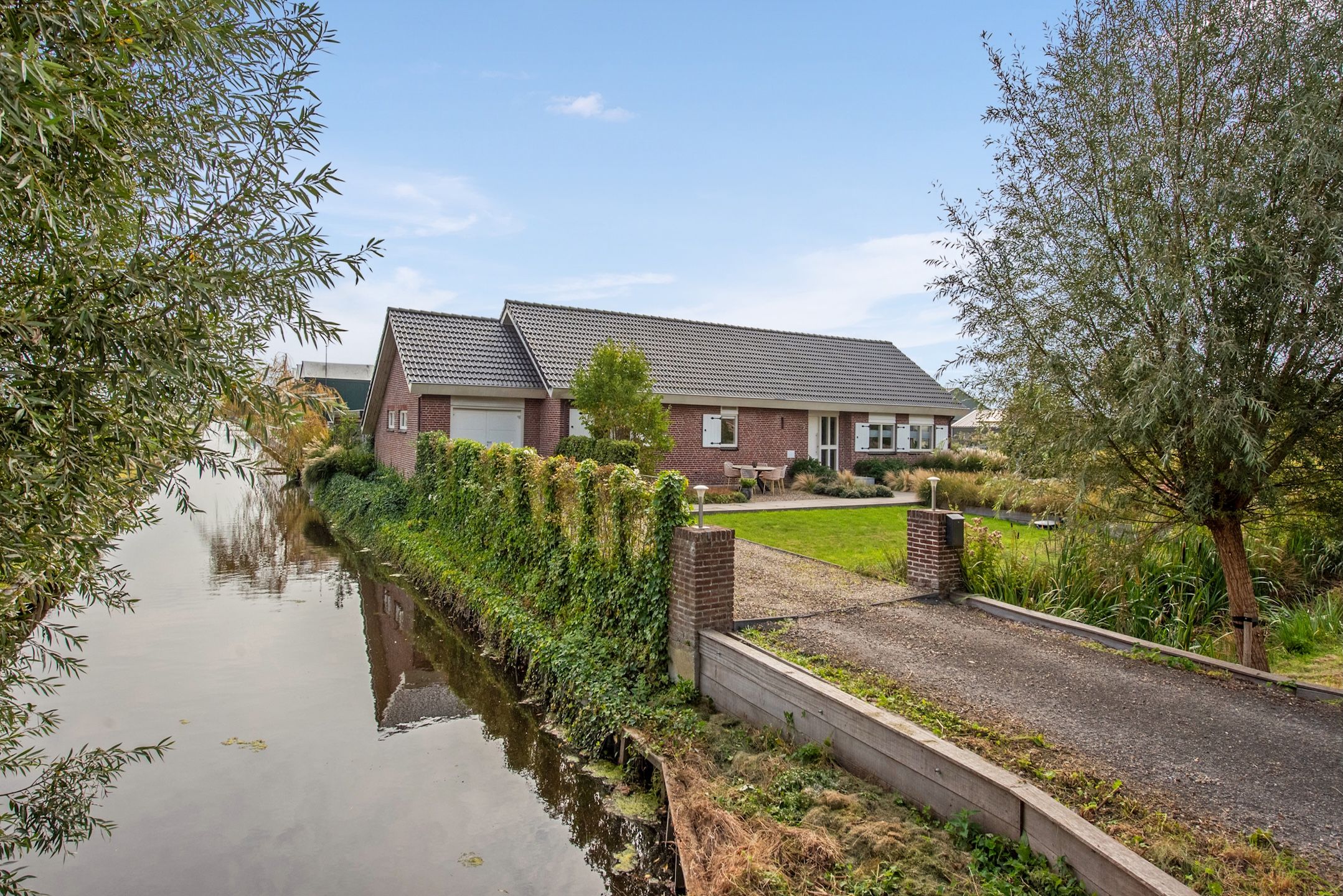 Foto 57 van Burgemeester Smitweg 99