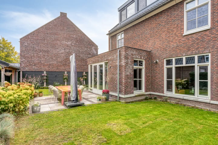 Foto 45 van Fonteinkruid 9