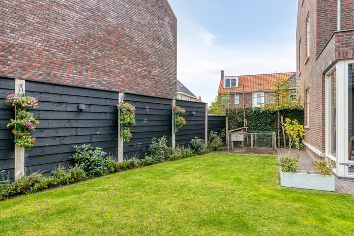 Foto 49 van Fonteinkruid 9