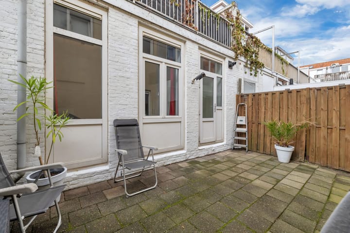 Photo 14 of Houtstraat 18