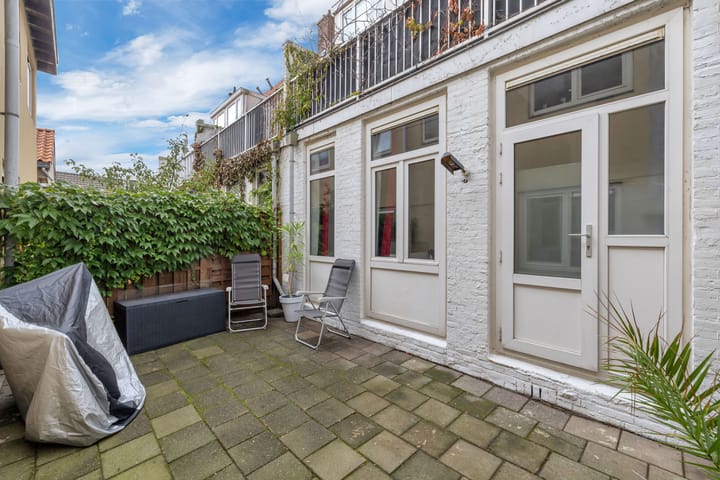 Photo 16 of Houtstraat 18