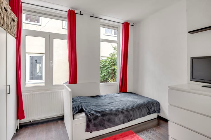 Photo 18 of Houtstraat 18