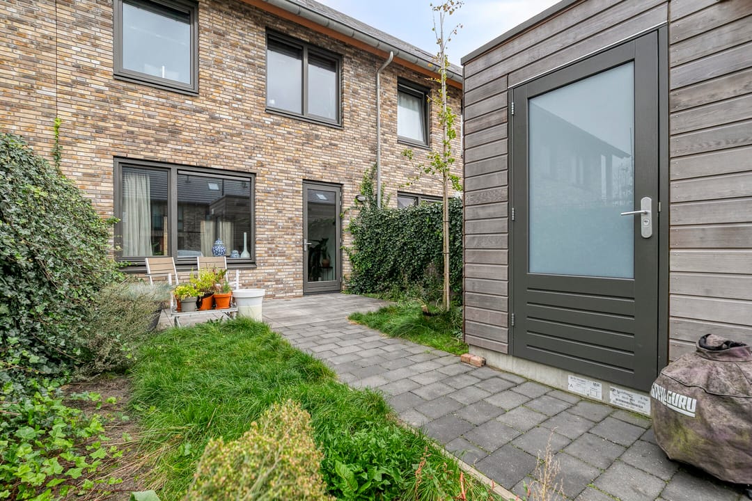 Photo 32 of Sint Bavolaan 128