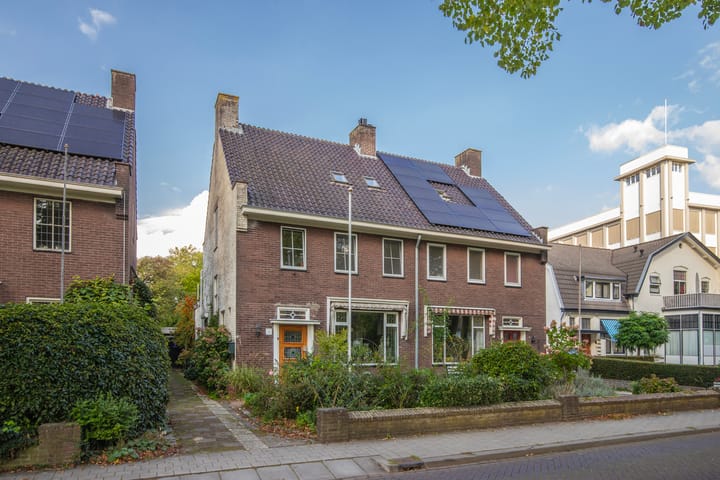 Foto 5 van Stationsplein 18