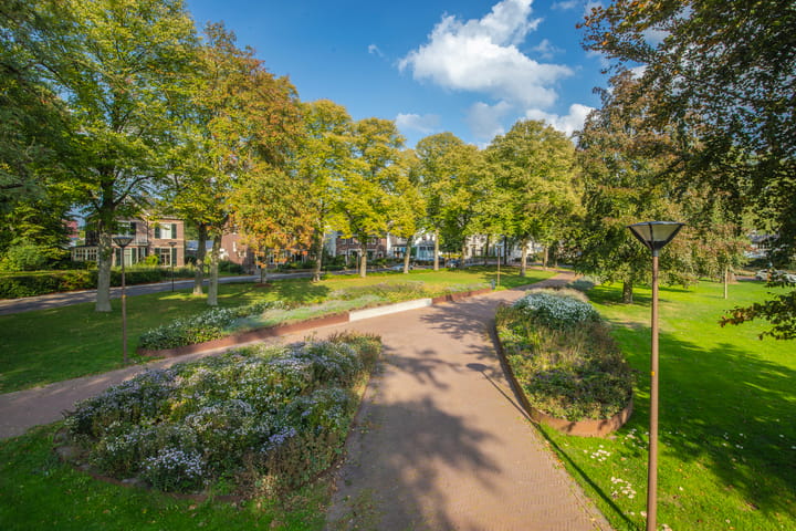 Foto 40 van Stationsplein 18