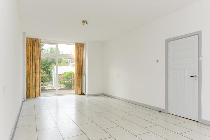 Foto 11 van Nassaukade 25