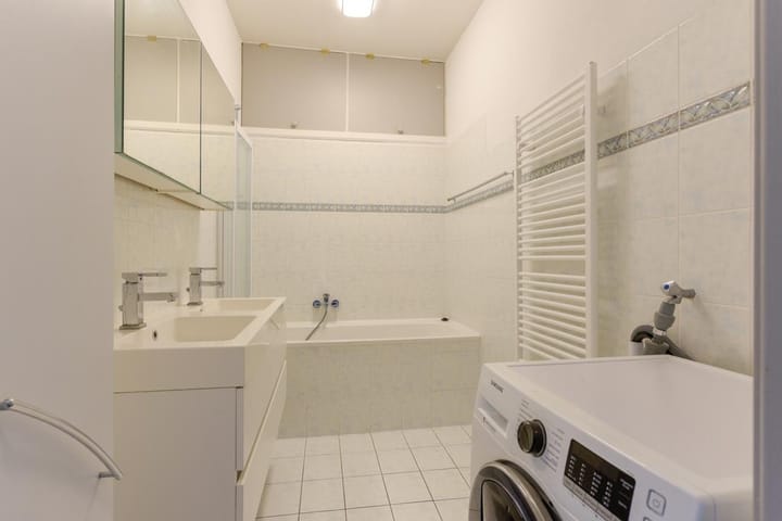 Foto 24 van Nassaukade 25