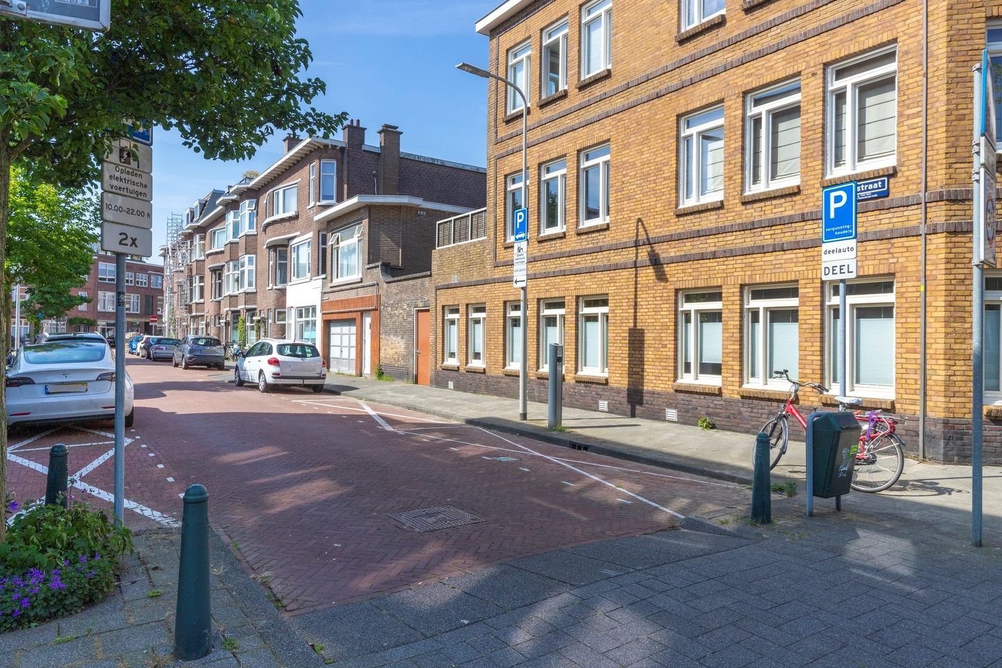 View photo 2 of Sibergstraat 20