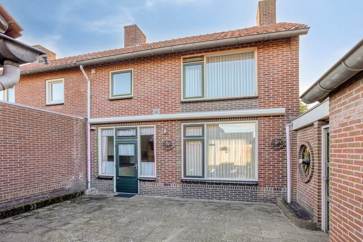 Foto 24 van Sint Lambertusstraat 13