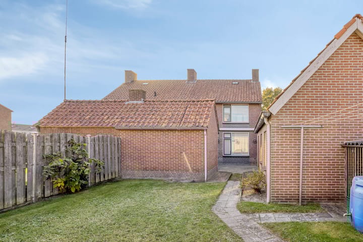 Foto 28 van Sint Lambertusstraat 13