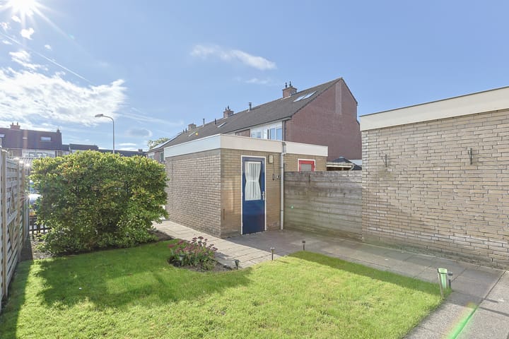 Foto 32 van Baljuwstraat 30