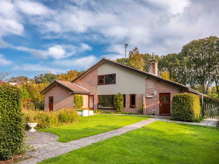 Photo 2 of Schumanlaan 15