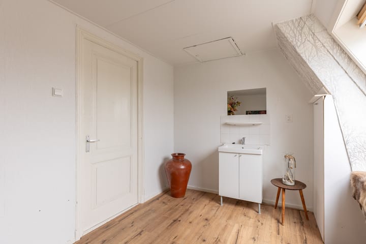 Foto 17 van Spoorstraat 67-B