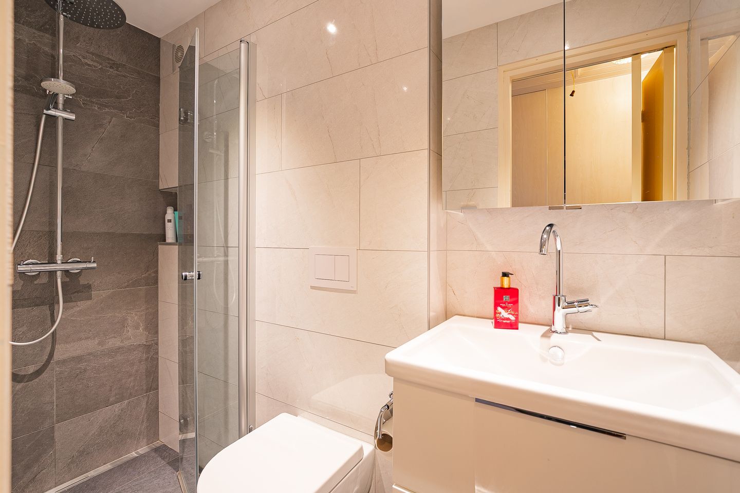 Foto 14 van Damiatestraat 68