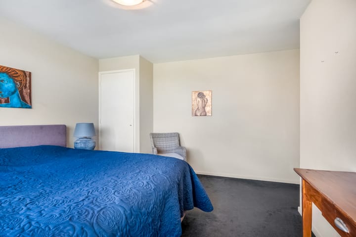 Photo 19 of Prins Hendrikweg 13-A