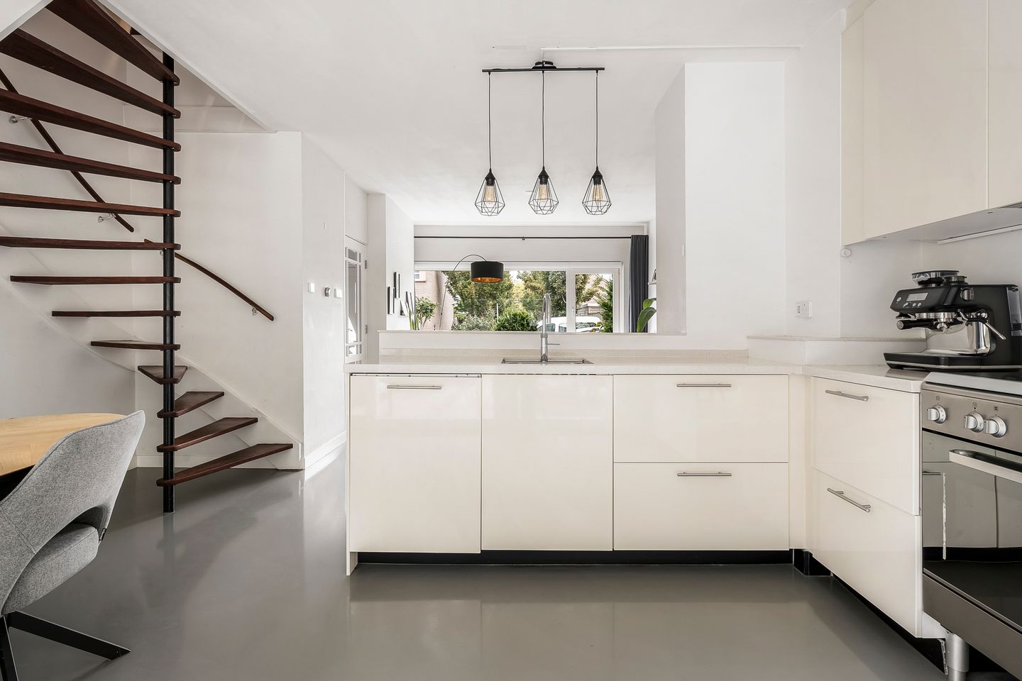 Foto 10 van het Karveel 37