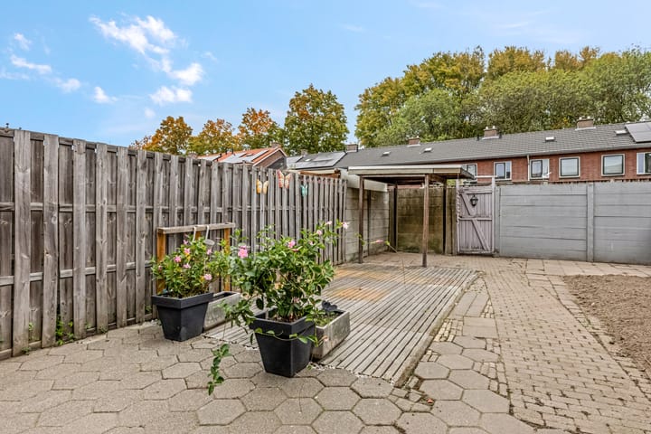 Foto 31 van Weefmeesterstraat 32