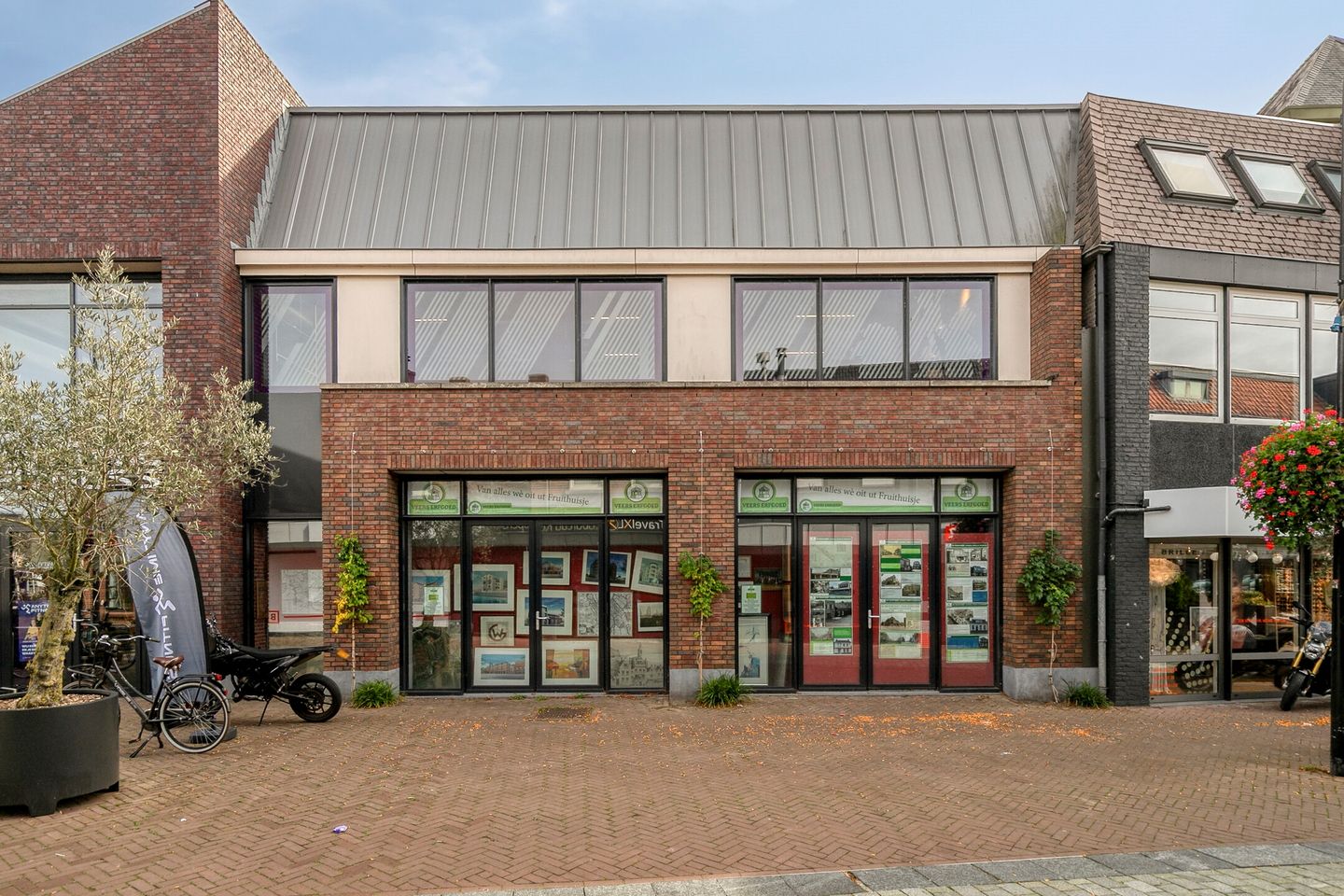 View photo 3 of Hoofdstraat 8