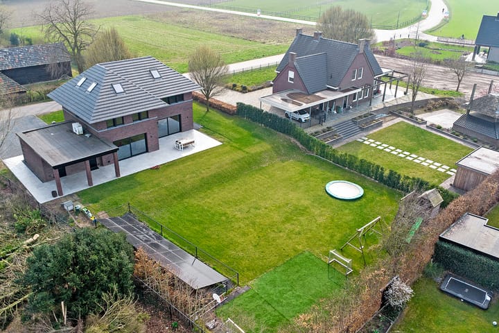 Foto 52 van Zandsteeg 7-B