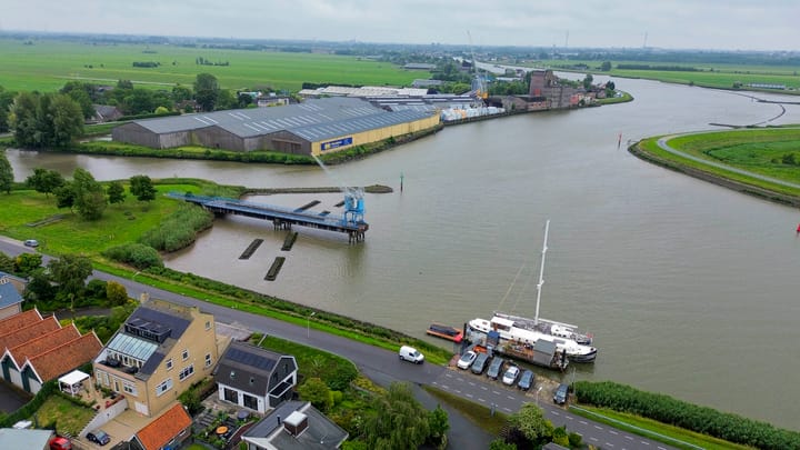 Foto 42 van IJsseldijk-Noord 220-C