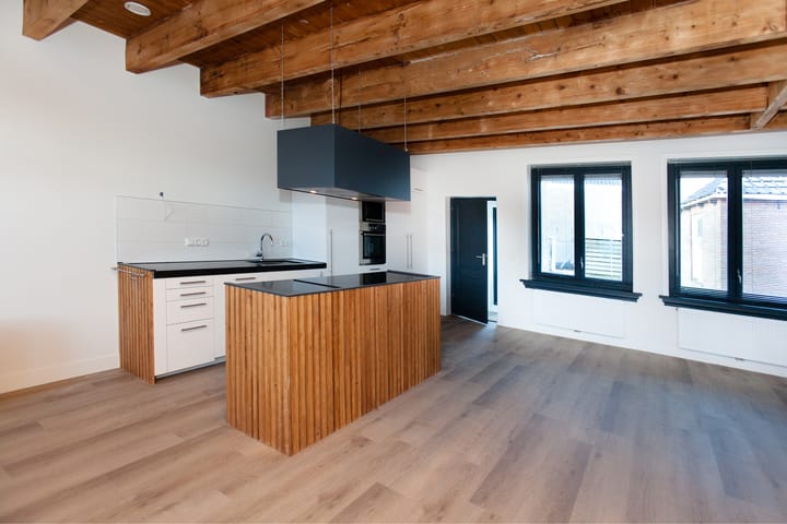 Photo 5 of Scharnestraat 34