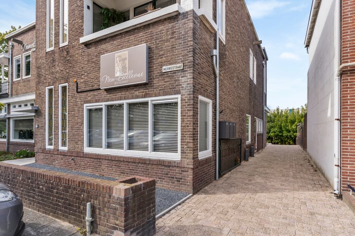 Photo 27 of Merwestraat 59