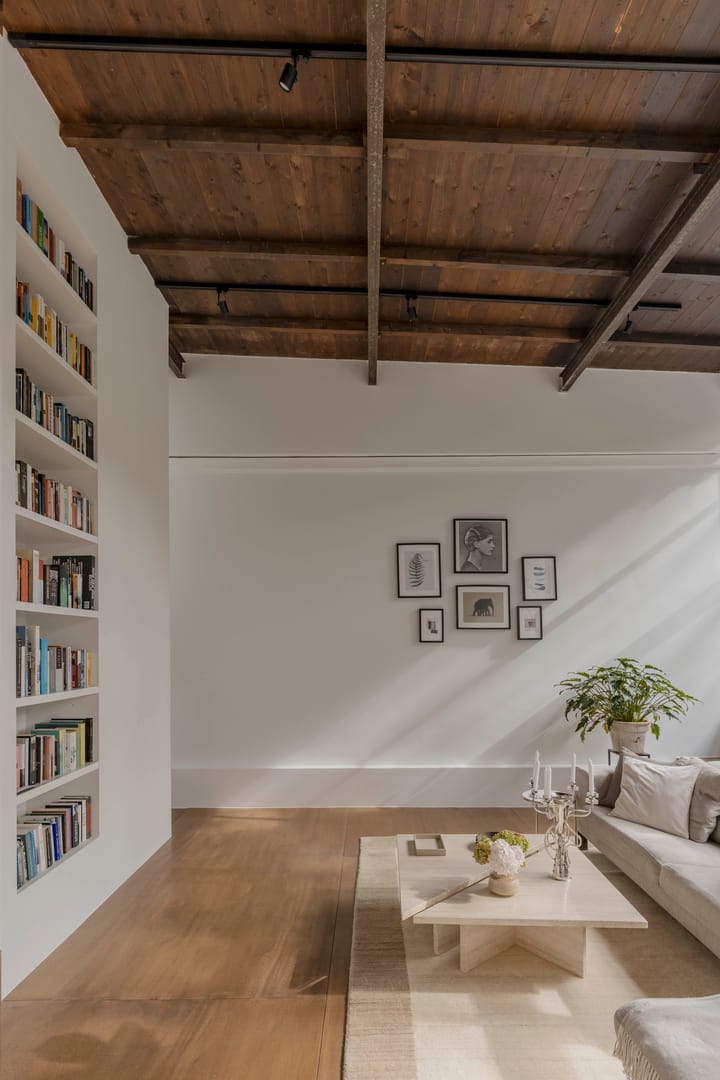 Photo 10 of Nieuwendammerkade 28-A12