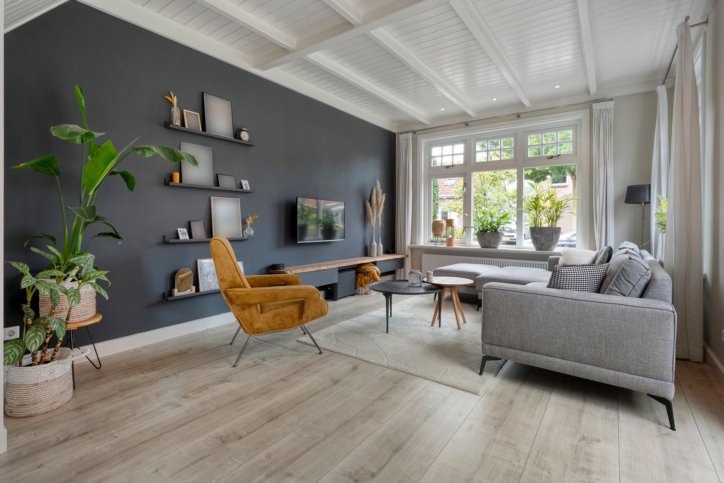 Foto 14 van Van Haeringenstraat 53