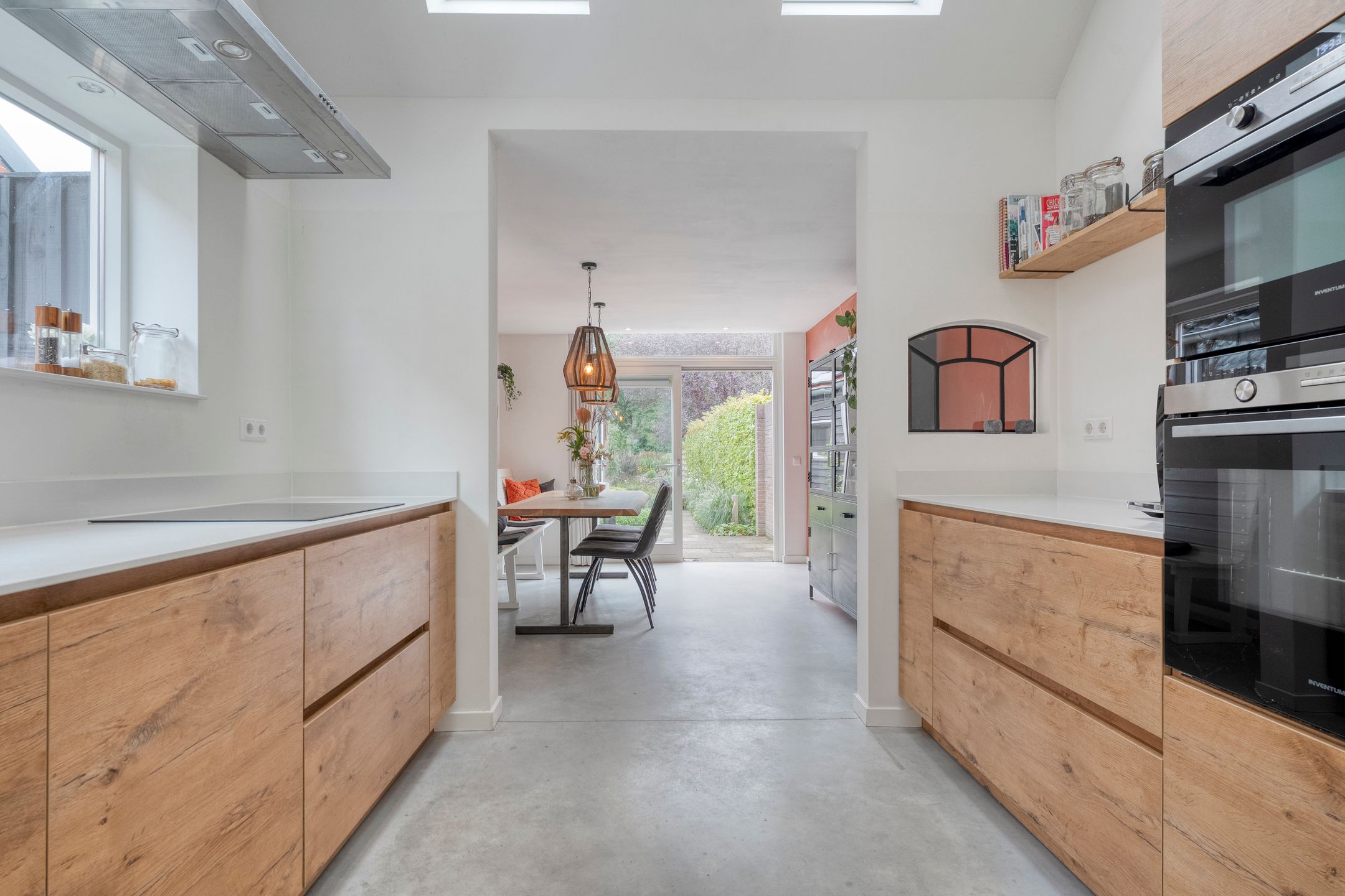 Foto 18 van Van Haeringenstraat 53