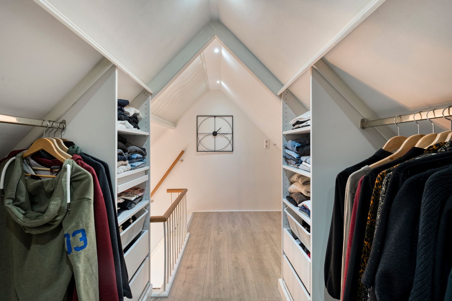 Foto 34 van Van Haeringenstraat 53