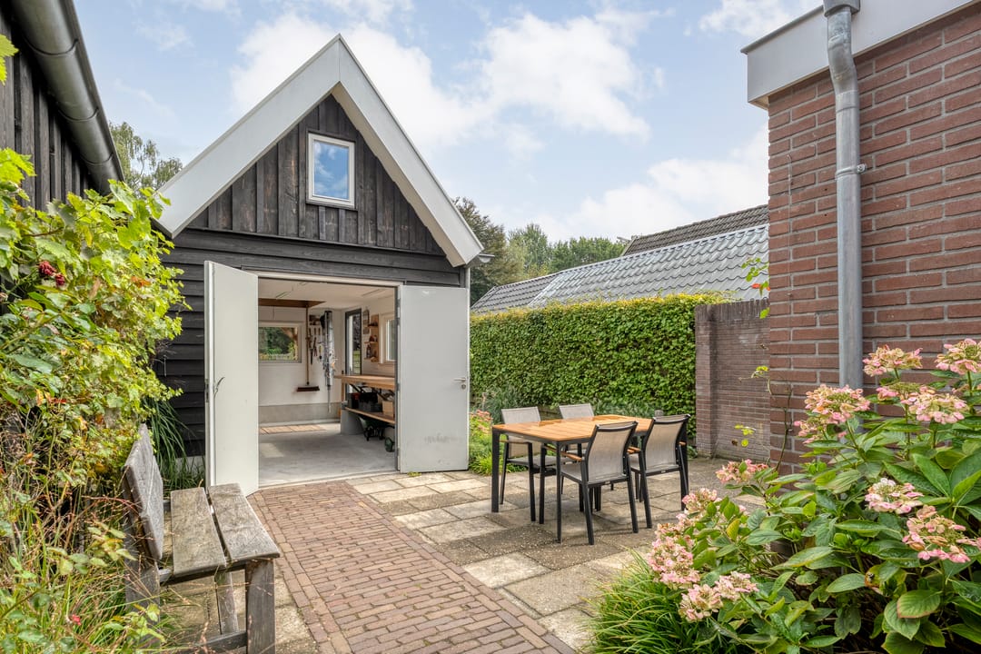 Foto 37 van Van Haeringenstraat 53