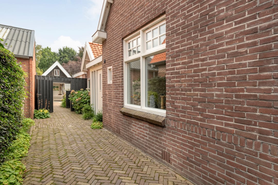 Foto 56 van Van Haeringenstraat 53