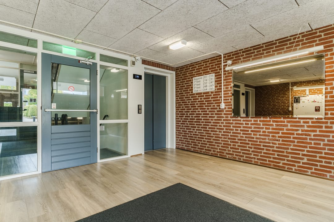 Photo 28 of Hof van Luxemburg 202