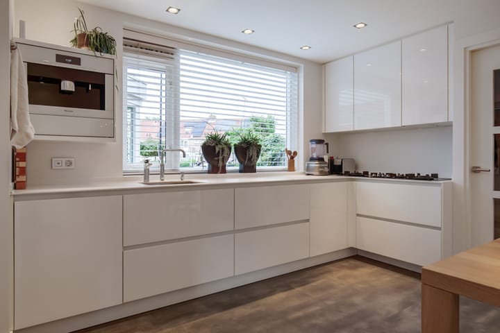 Foto 11 van Anton Deenplein 17