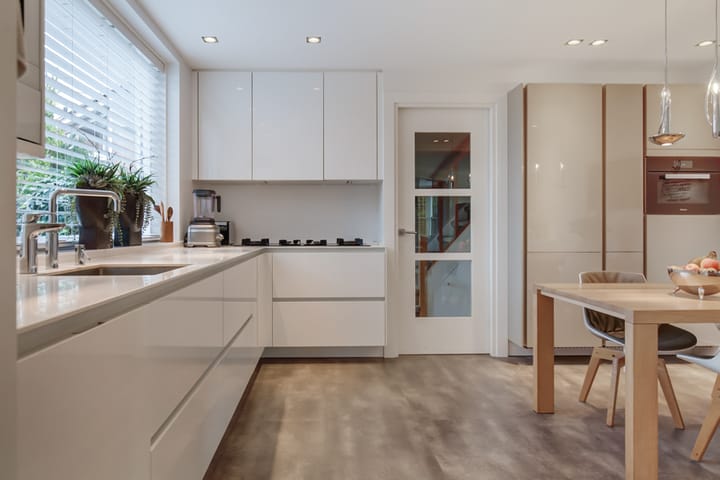 Foto 12 van Anton Deenplein 17