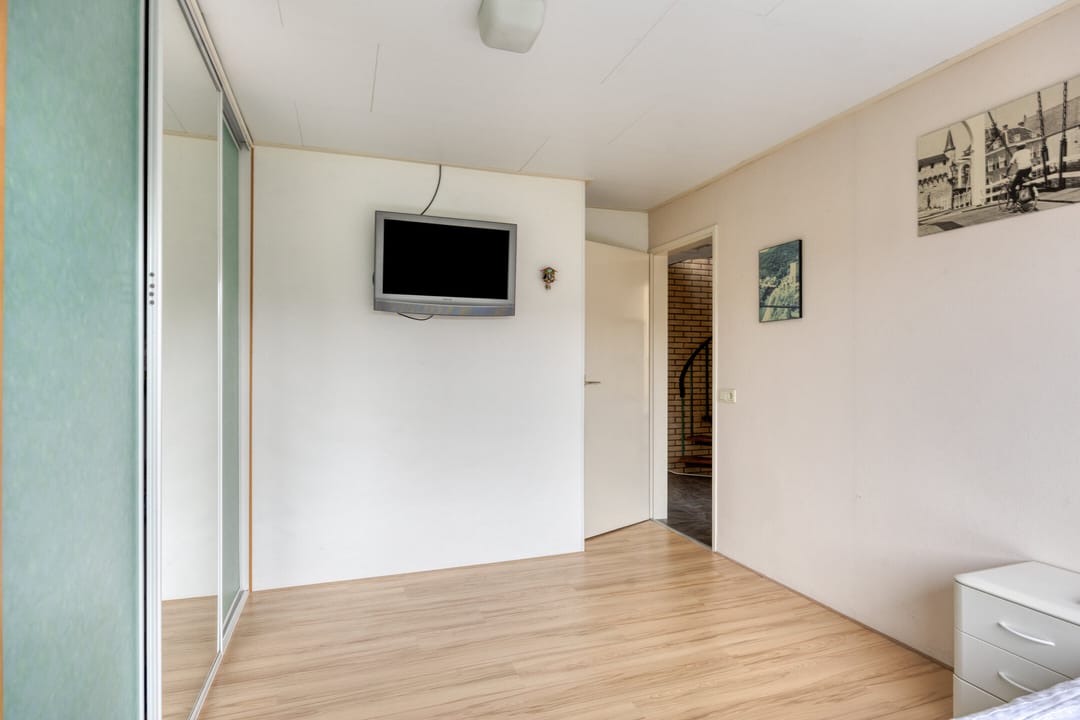 Foto 26 van Den Tollstraat 46