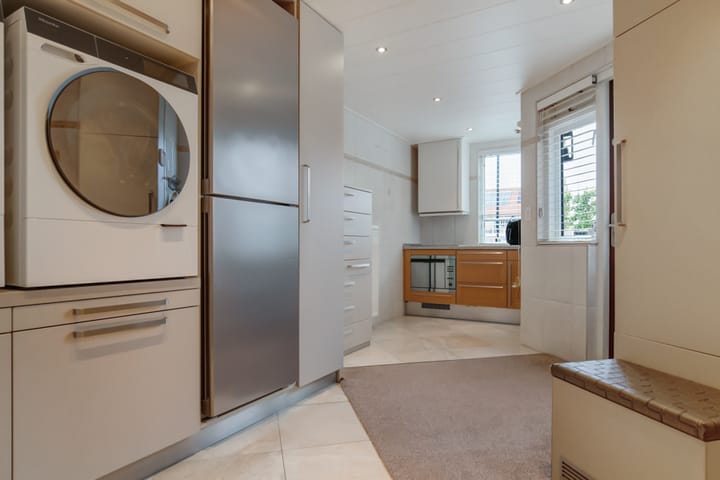 Foto 28 van Anton Deenplein 17