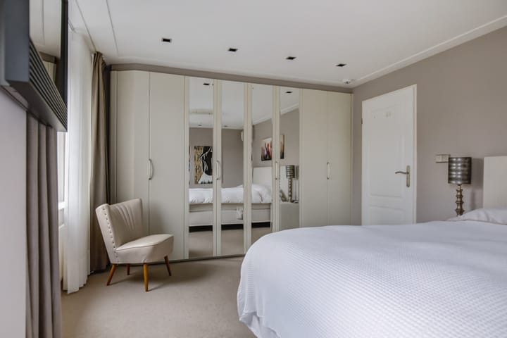 Foto 35 van Anton Deenplein 17