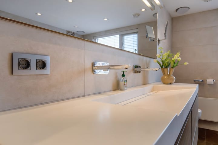 Foto 42 van Anton Deenplein 17