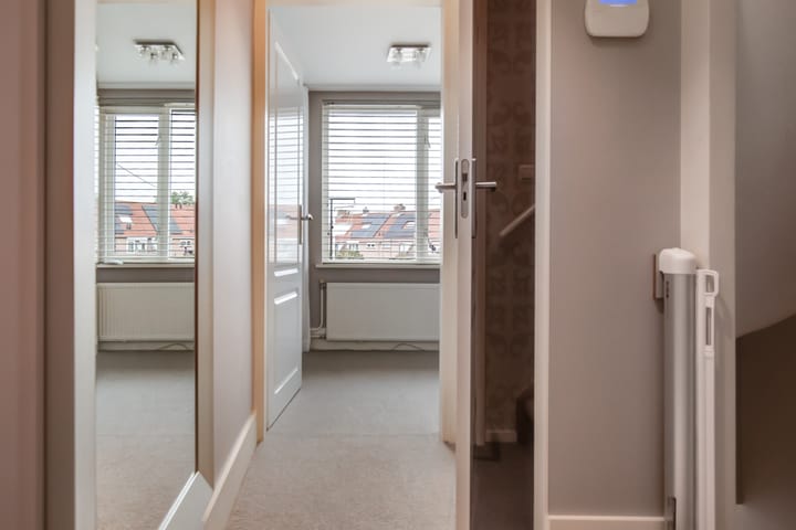 Foto 46 van Anton Deenplein 17