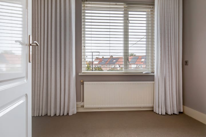 Foto 47 van Anton Deenplein 17