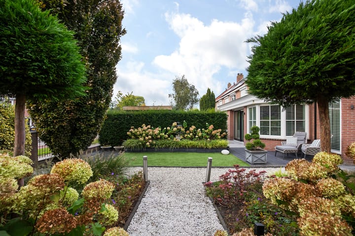 Foto 63 van Anton Deenplein 17