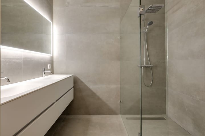 Photo 4 of Burgemeester van Nispenstraat 5-A04