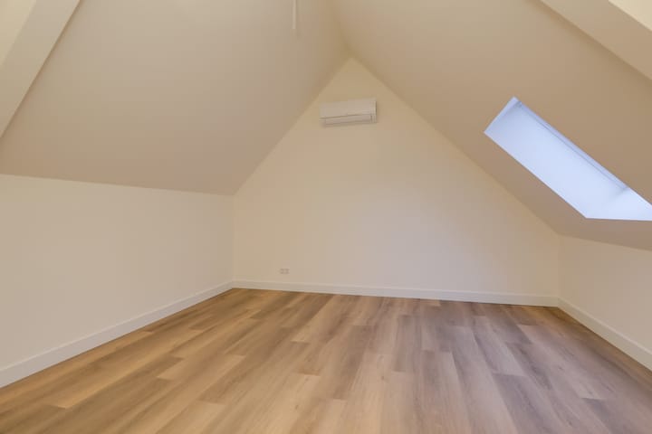 Foto 29 van Burgemeester van Nispenstraat 5-A04