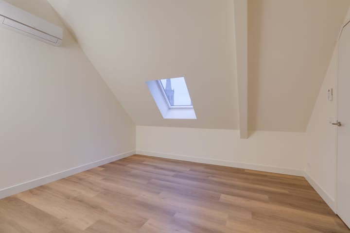 Foto 30 van Burgemeester van Nispenstraat 5-A04